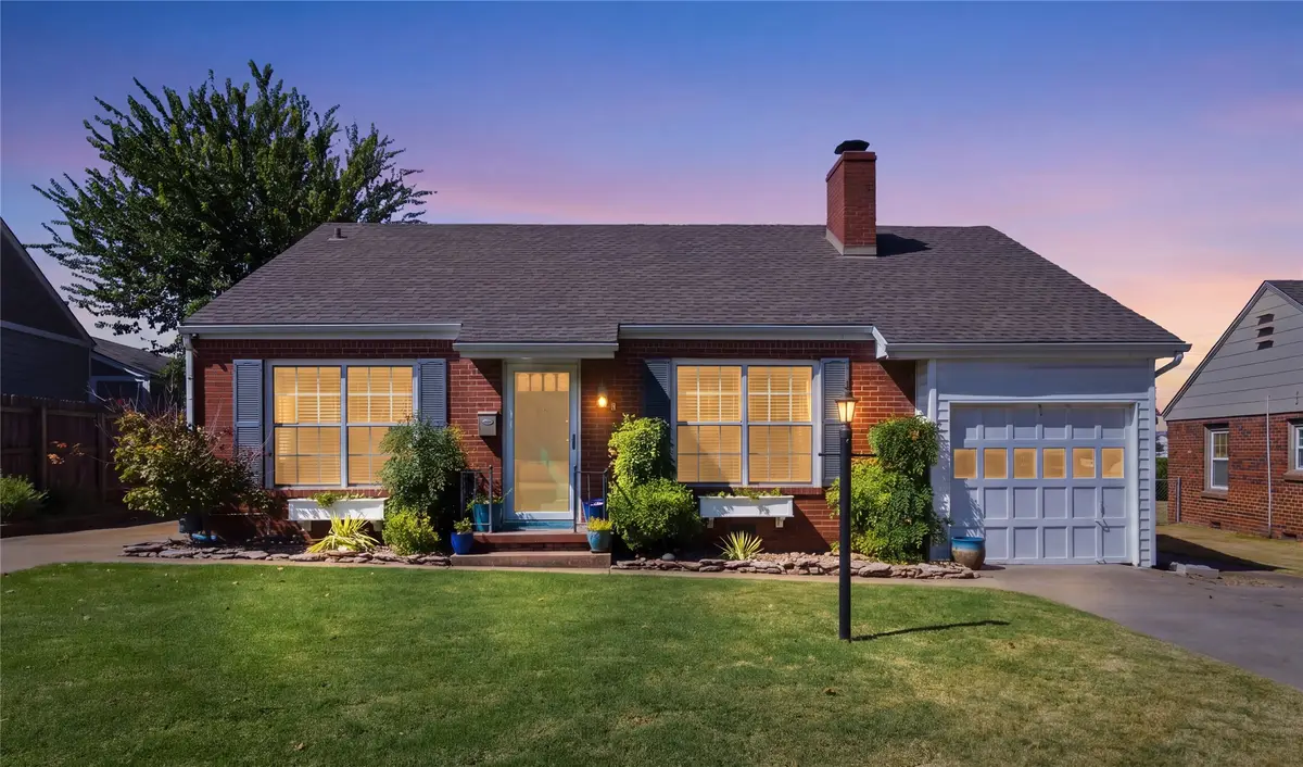 1722 S Columbia Place, Tulsa, OK 74104 - #1