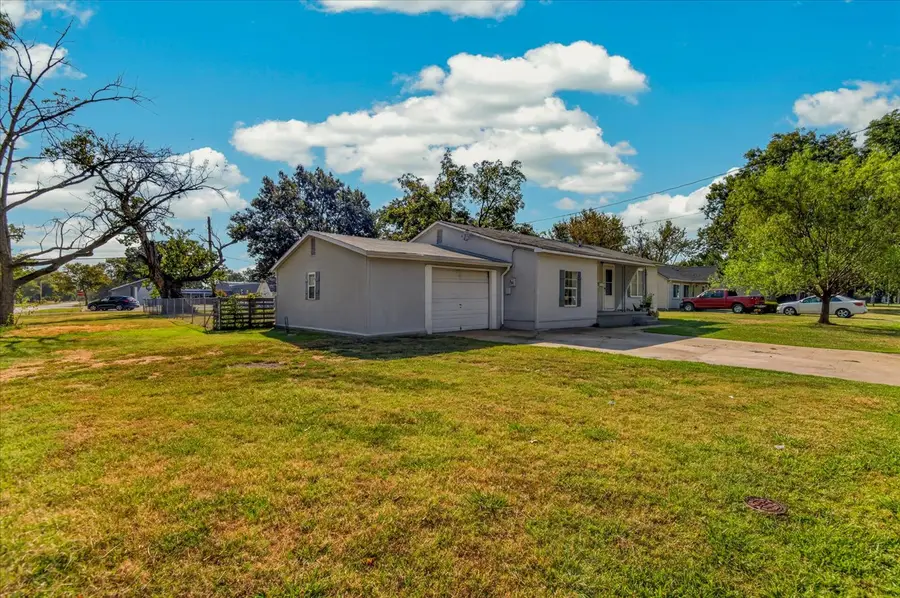 622 N Cherokee Avenue, Dewey, OK 74029 - #2