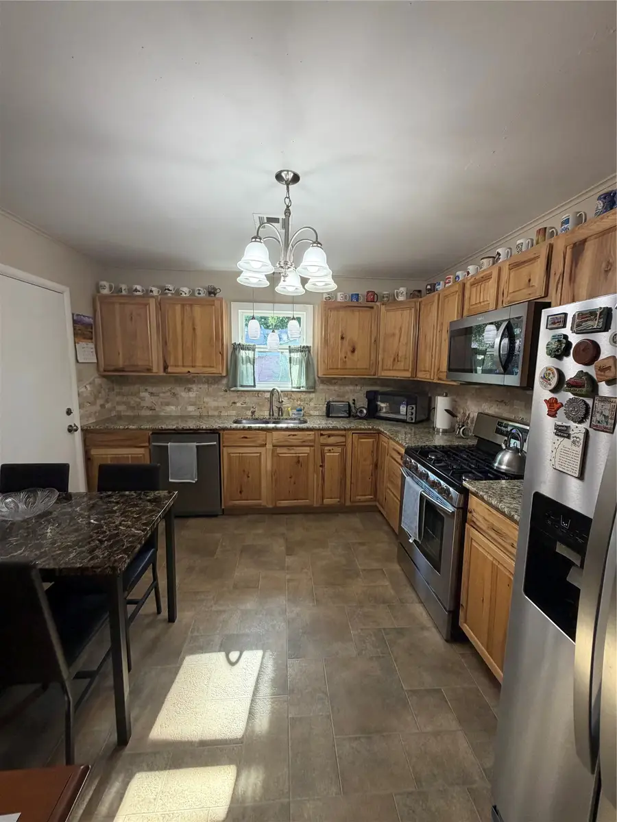 713 S Coo-y-yah Street, Pryor, OK 74361 - #3