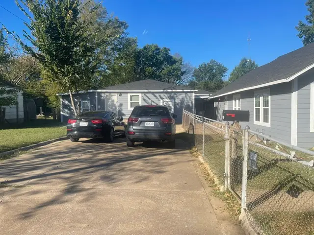 1004 N Delaware Avenue, Tulsa, OK 74110 - #1