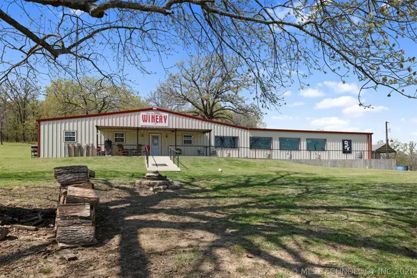 3565 Sawmill Road, Caddo, OK 74729