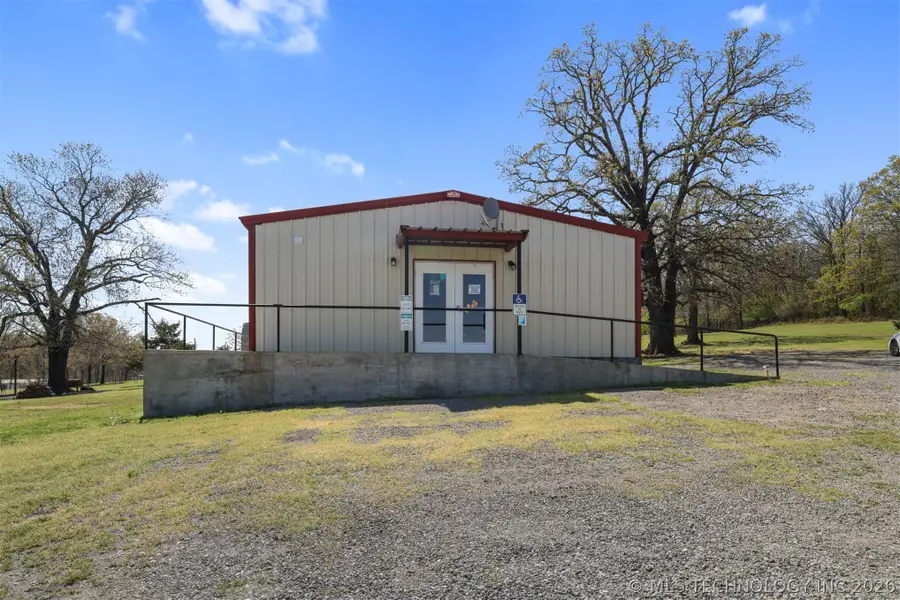 3565 Sawmill Road, Caddo, OK 74729 - #3
