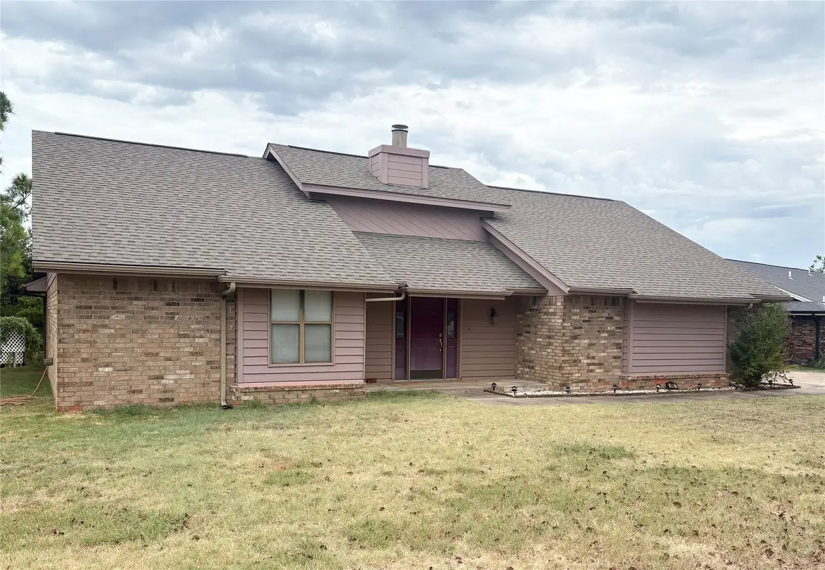 618 S Timberridge Dr Drive S, Cushing, OK 74023 - #1