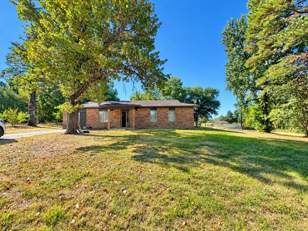 100 Race Avenue, Boswell, OK 74727 - #1