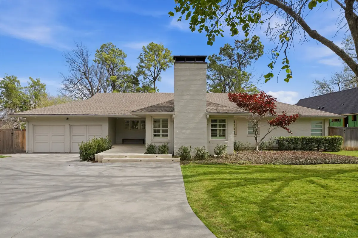 2315 S Delaware Place, Tulsa, OK 74114 - #1