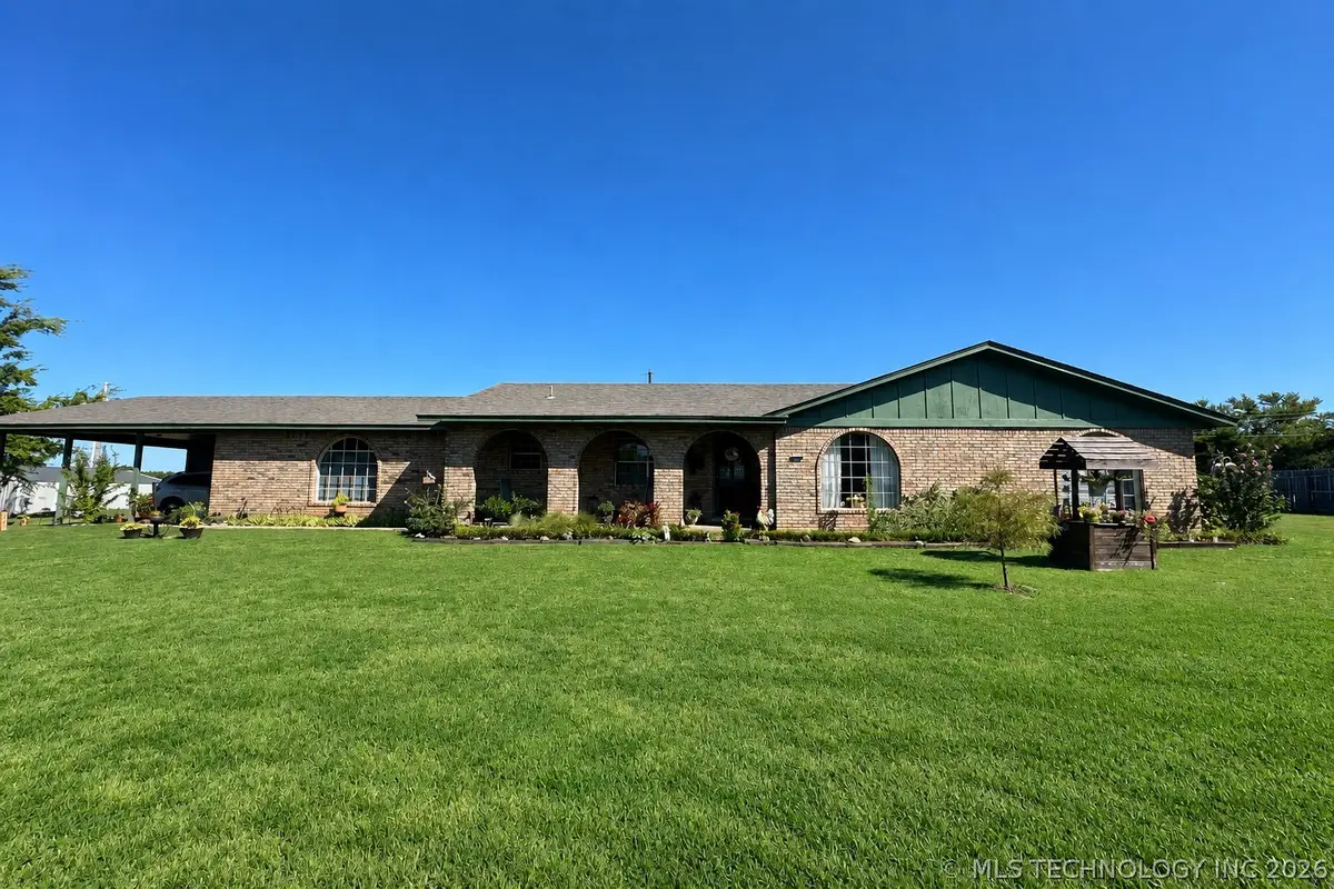 30331 E 143rd Street S, Coweta, OK 74429 - #1