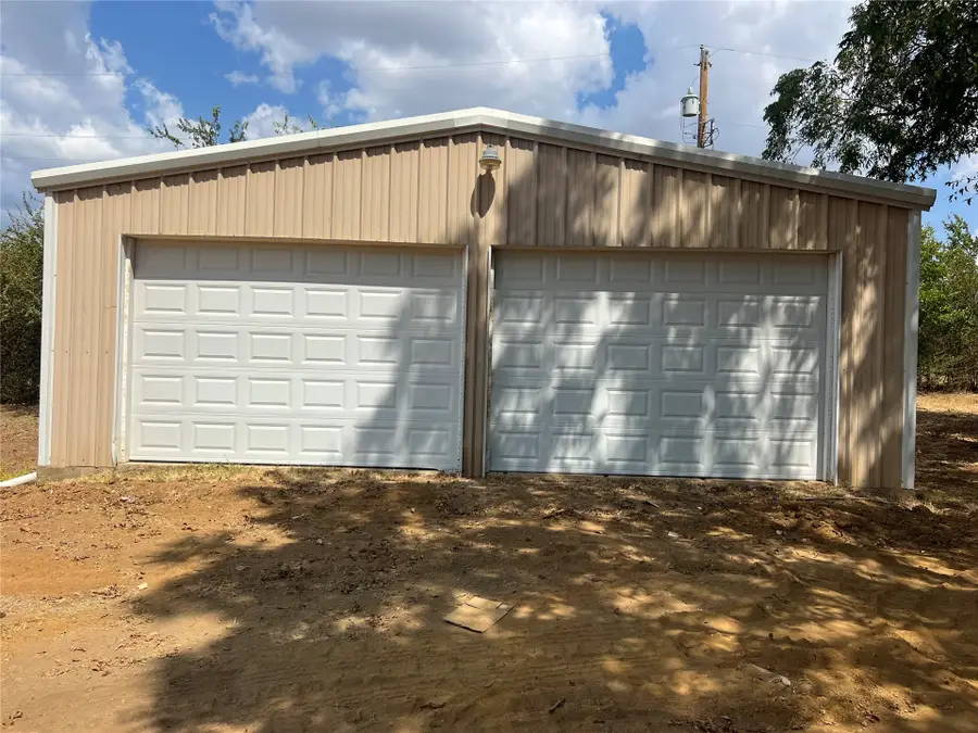 903 S 3rd Street, Calera, OK 74730 - #2
