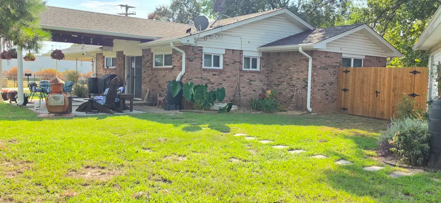 17 Breakenridge Drive, Eufaula, OK 74432 - #3