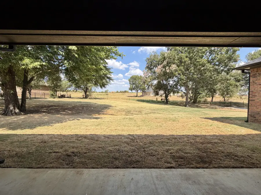 33 Wilderness Road N, Calera, OK 74730 - #3
