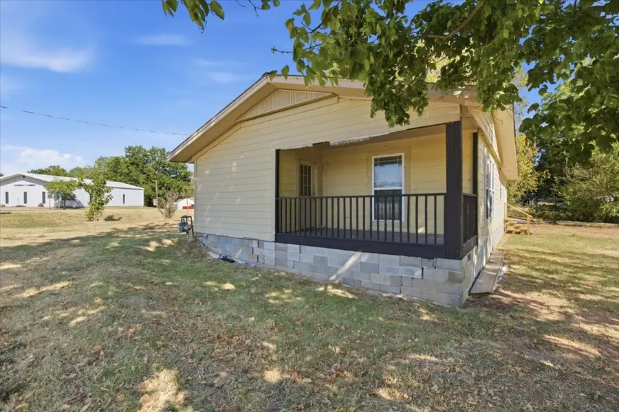 101 N Division Street, Asher, OK 74826 - #3