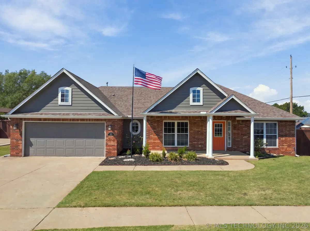 5102 Bahama Avenue, Sand Springs, OK 74063 - #1
