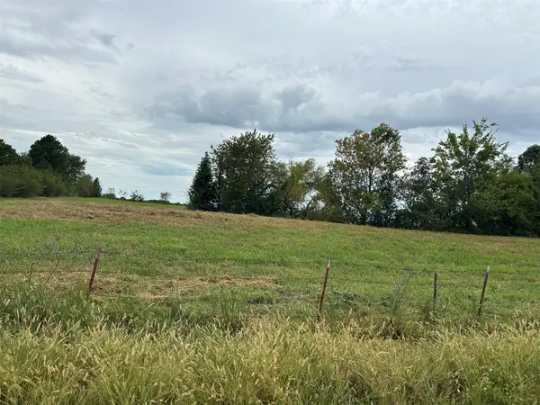 260 Road, Wagoner, OK 74467