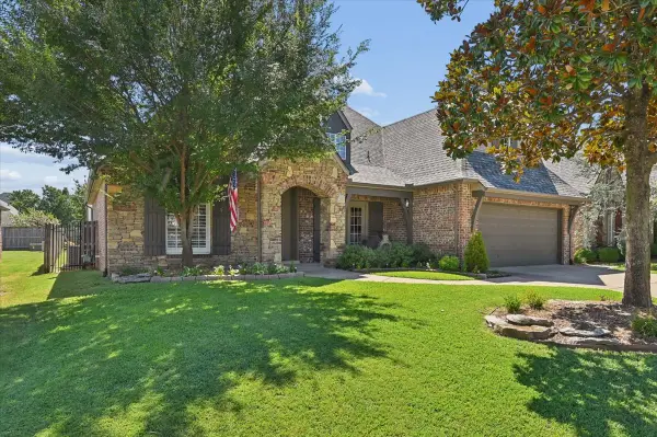 9522 E 118th Street S, Bixby, OK 74008