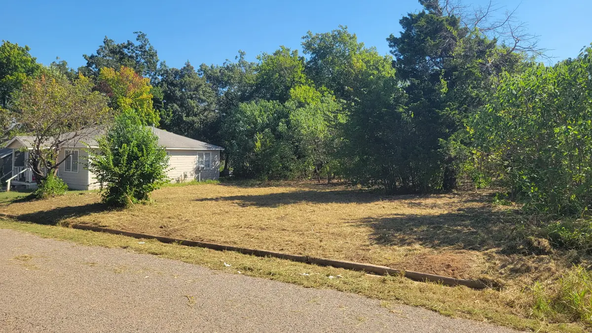 512 N State Street, Konawa, OK 74849 - #1