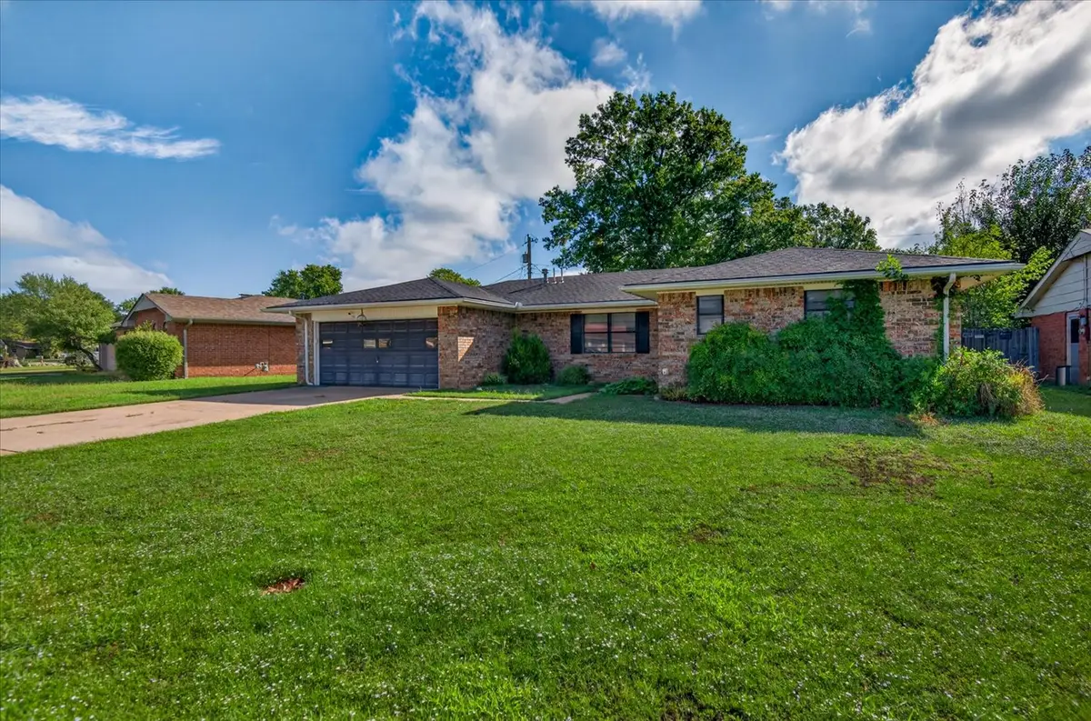 520 S Barclay Avenue, Dewey, OK 74029 - #1