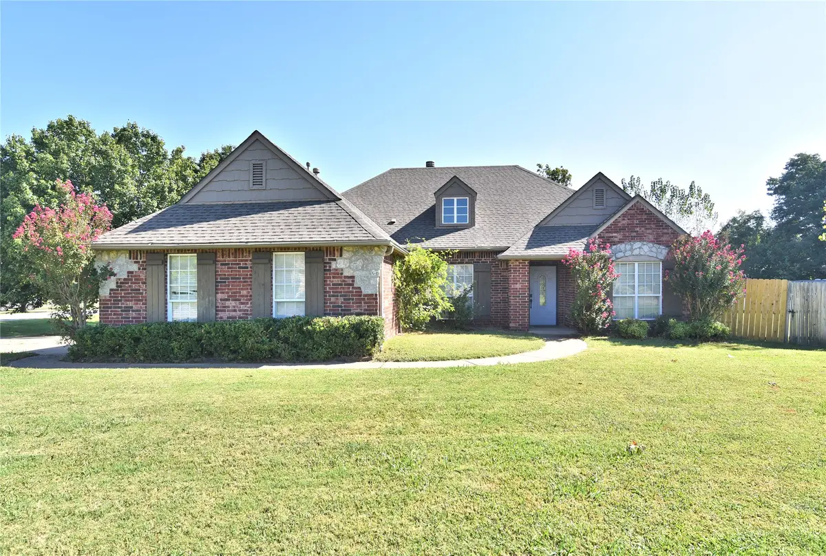 12325 Longhorn Circle, Glenpool, OK 74066 - #1