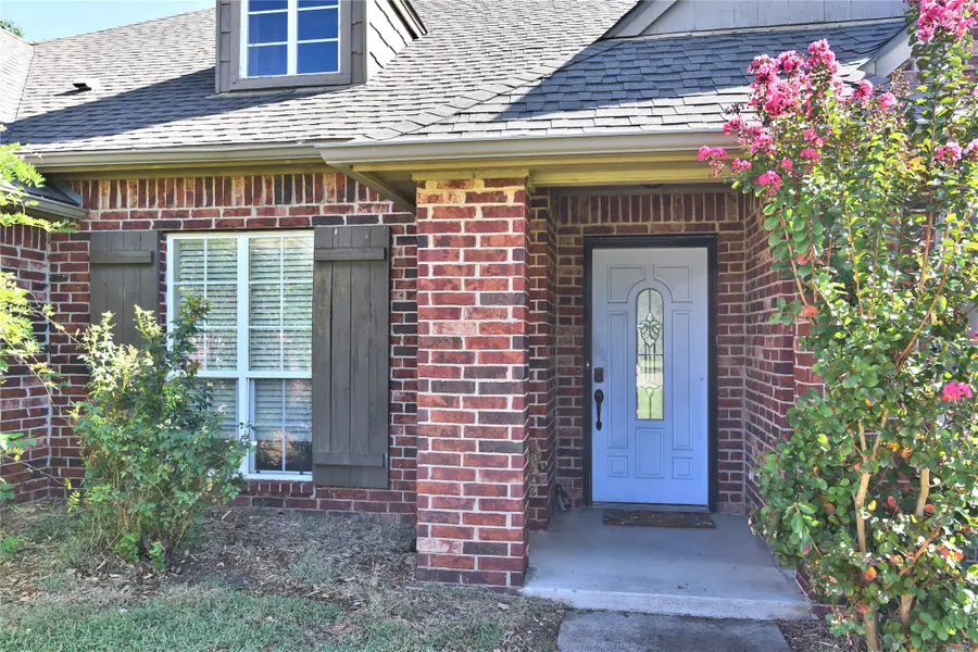12325 Longhorn Circle, Glenpool, OK 74066 - #2