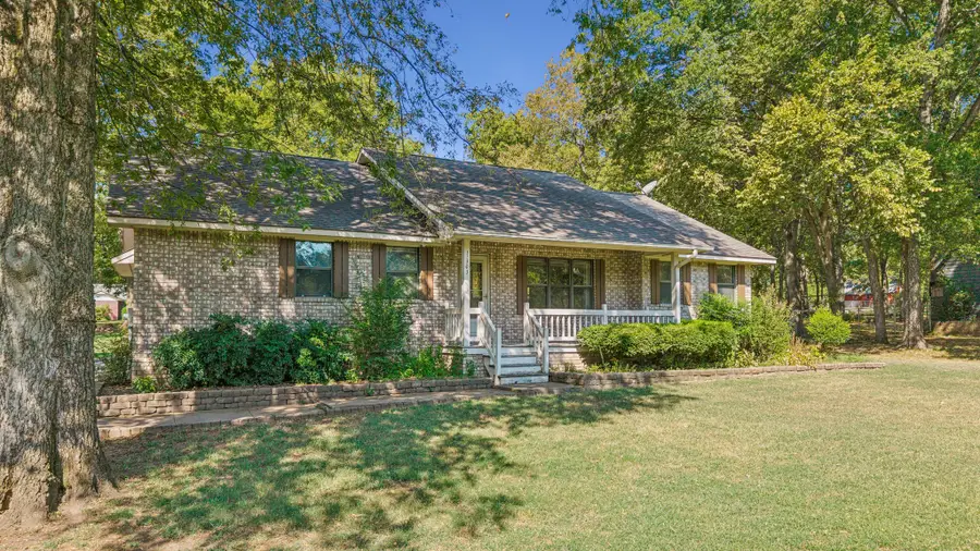 1303 N Iroquois, Chouteau, OK 74337 - #3