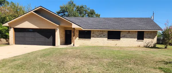 682 N Hickory Street, Atoka, OK 74525