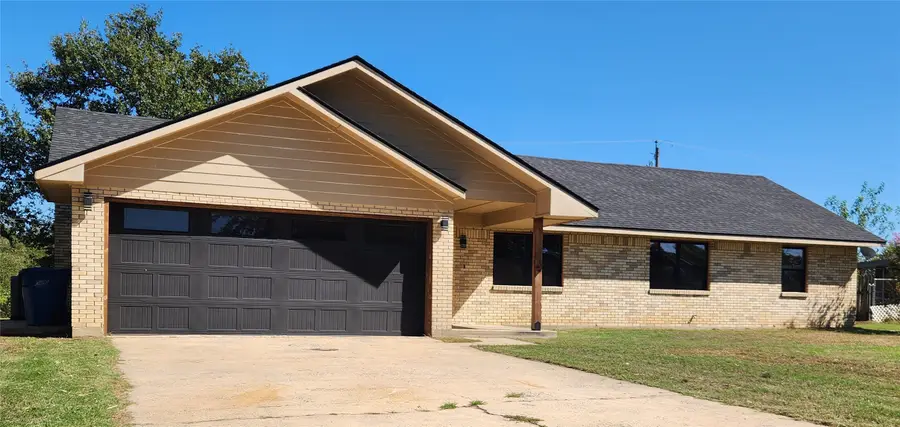 682 N Hickory Street, Atoka, OK 74525 - #2