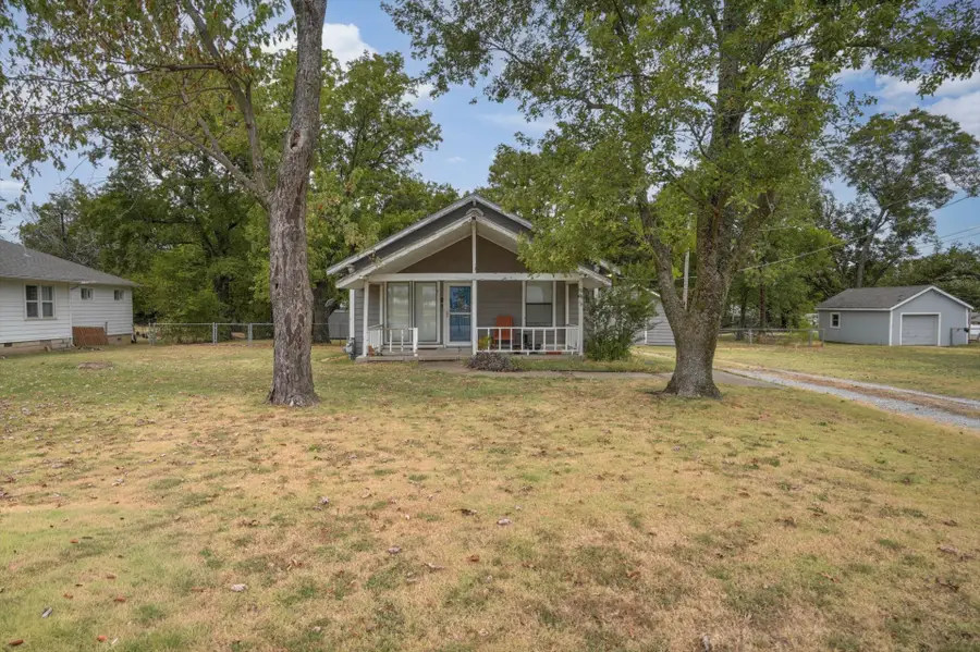 832 E Detroit Street, Broken Arrow, OK 74012 - #2