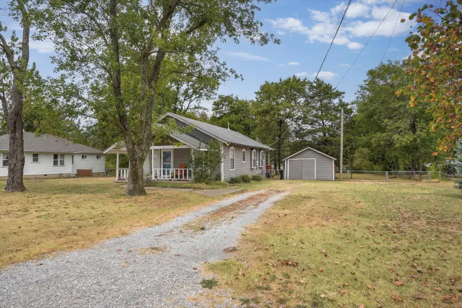 832 E Detroit Street, Broken Arrow, OK 74012 - #3
