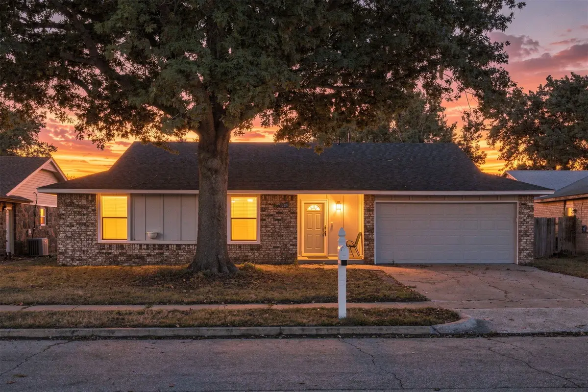 2002 W Ithica Street, Broken Arrow, OK 74012 - #1