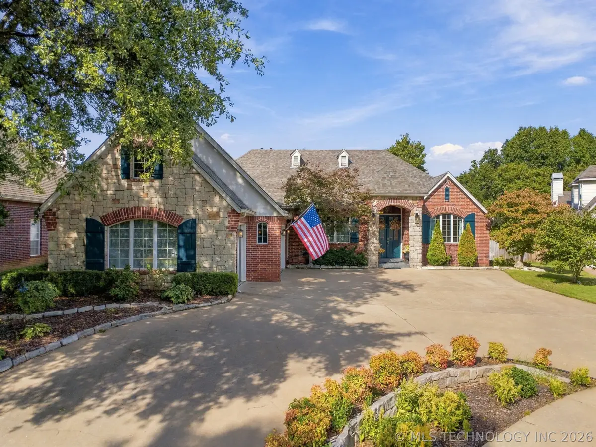 8707 E 104th Street S, Tulsa, OK 74133 - #1