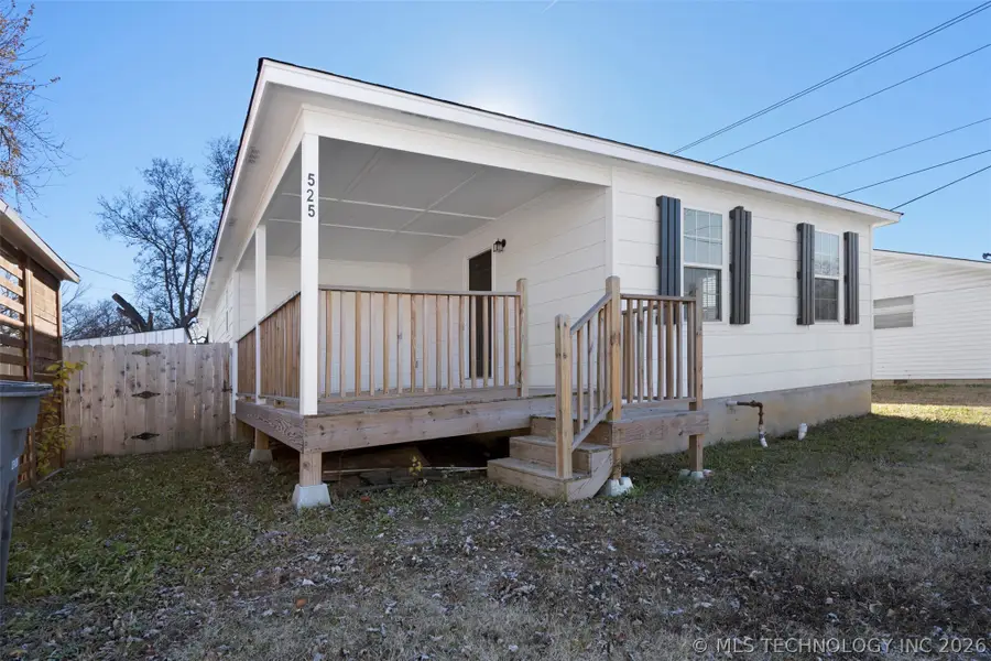 525 W Clay Street, Chouteau, OK 74337 - #3