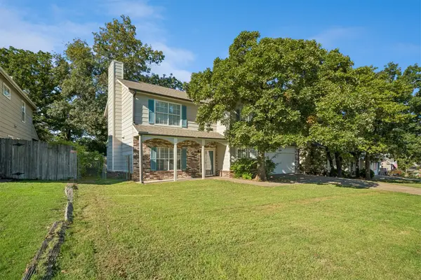 3726 S Rolling Oaks Drive, Tulsa, OK 74107