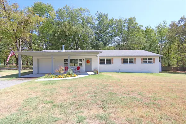 34122 E 698 Terrace, Wagoner, OK 74467