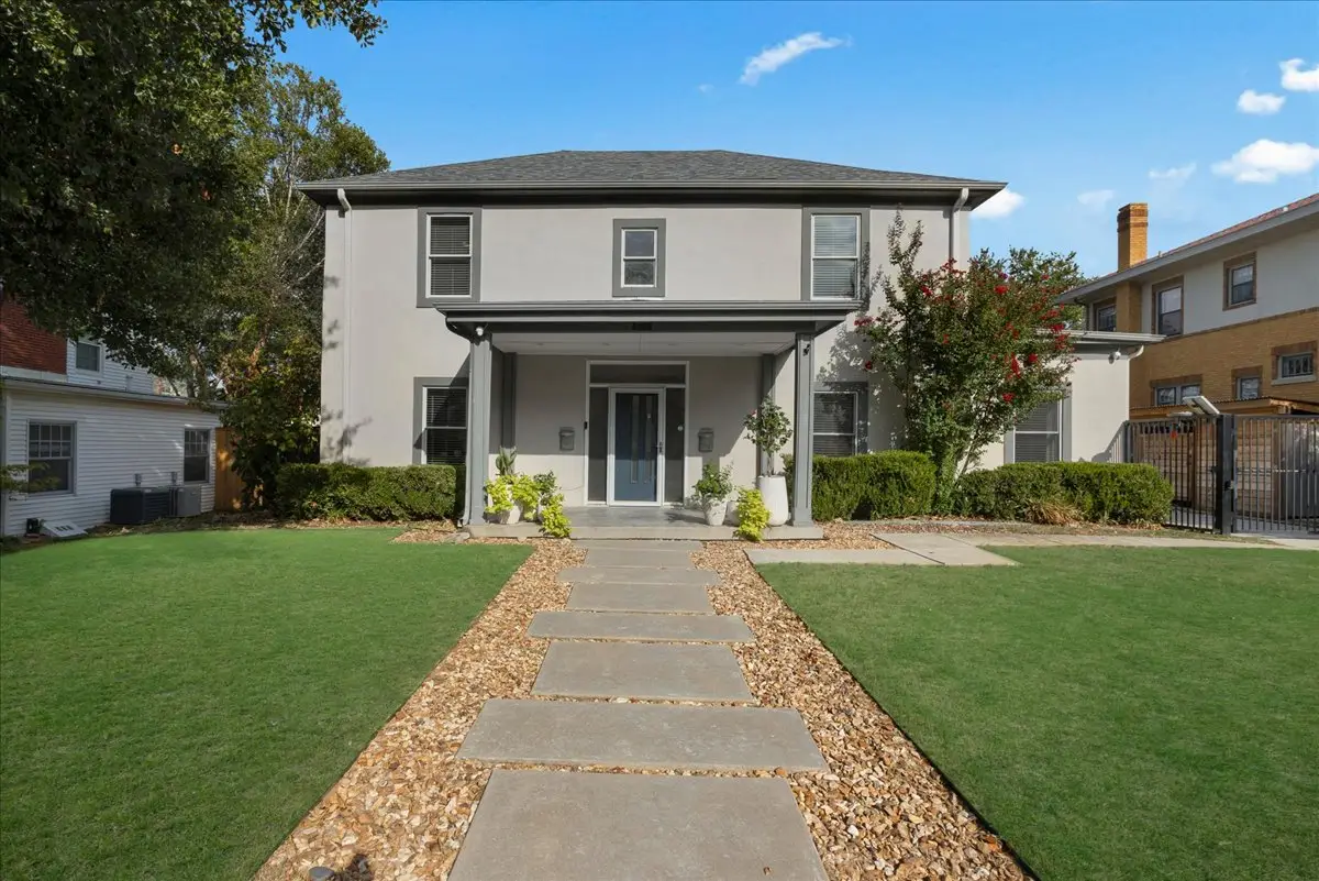 1215 S Owasso Avenue, Tulsa, OK 74120 - #1
