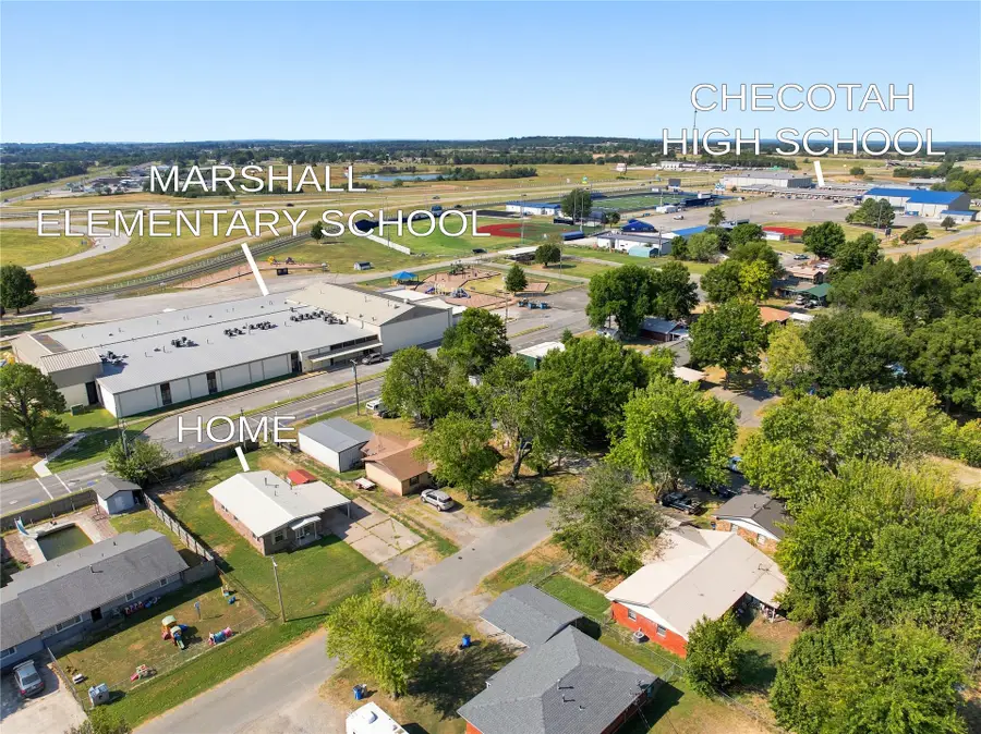 212 Duncan Avenue, Checotah, OK 74426 - #2