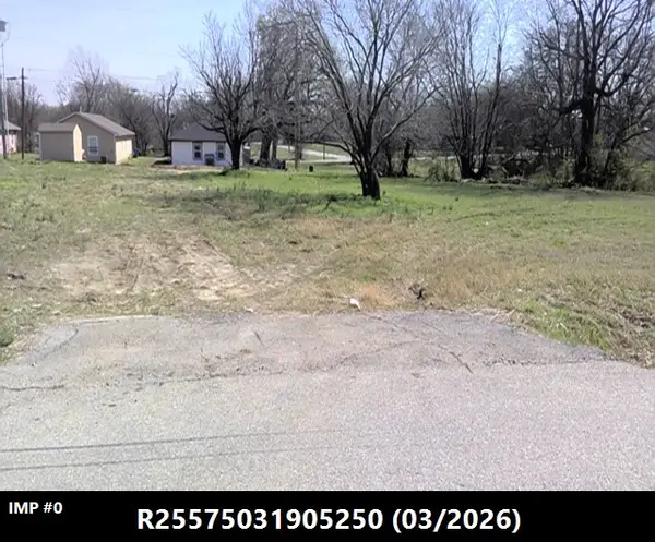 2711 N Quincy Avenue, Tulsa, OK 74106