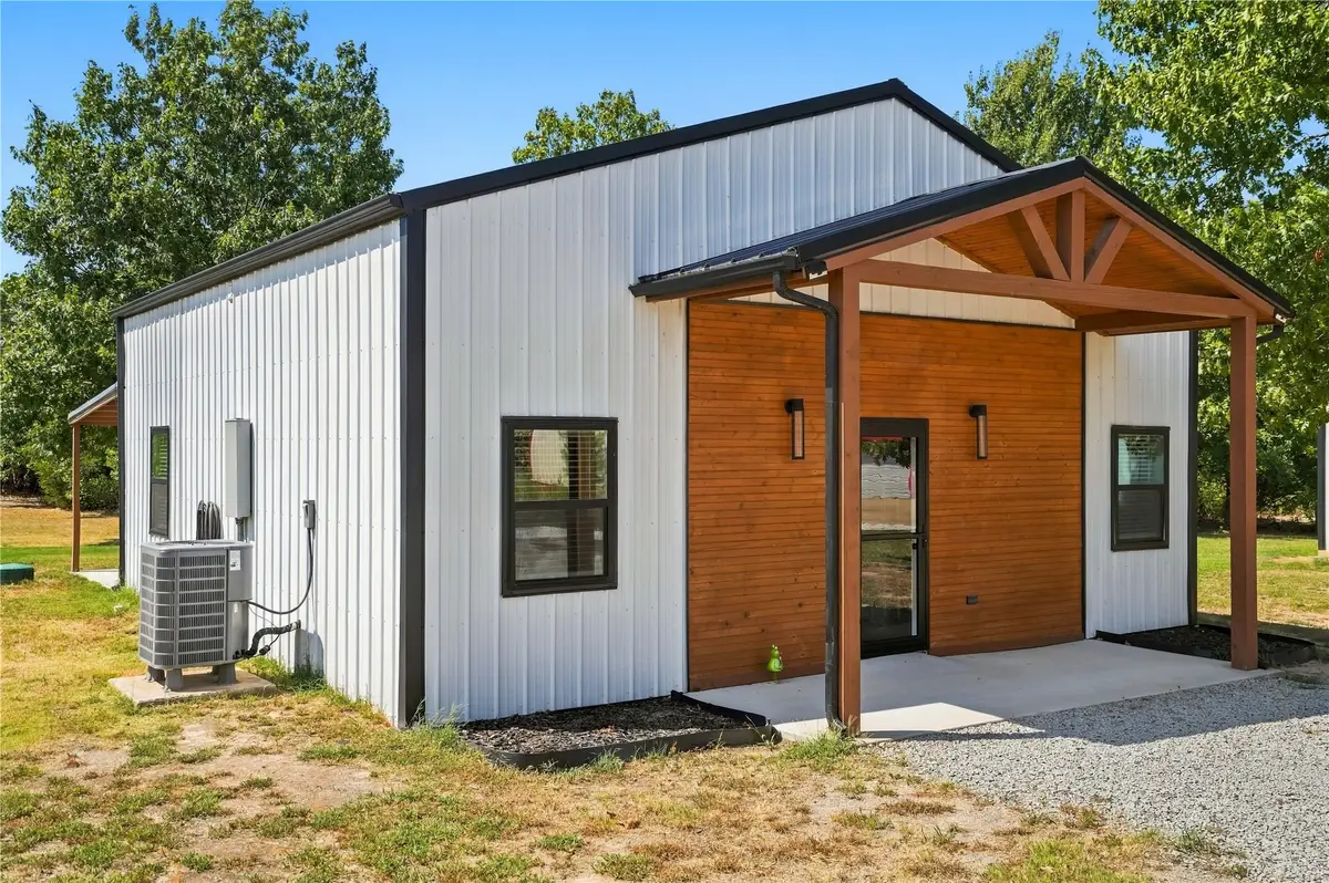 420942 E 1168 Road, Eufaula, OK 74432 - #1