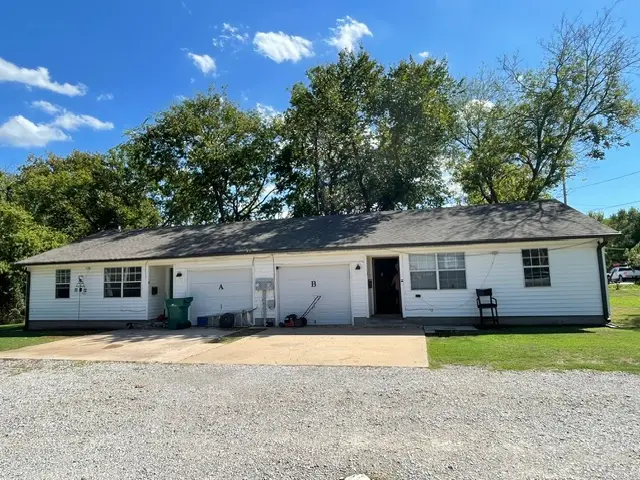 409 S Maple Street, Sapulpa, OK 74066 - #1