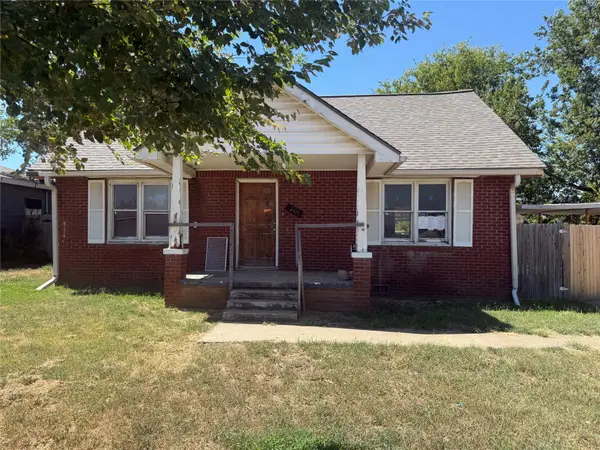 447 NE Elmhurst, Bartlesville, OK 74006