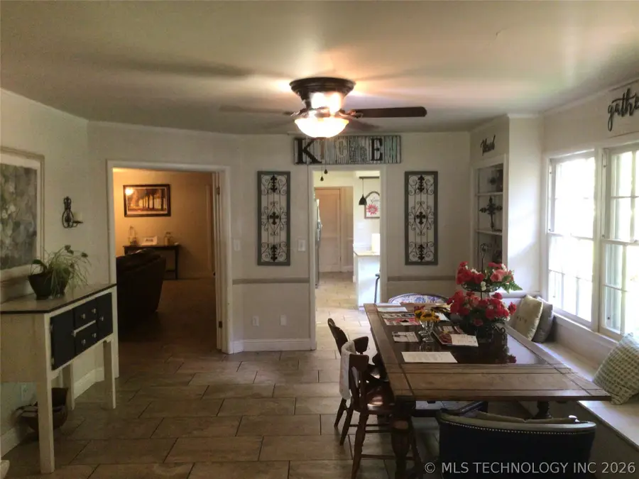 508 SE 17th Street, Pryor, OK 74361 - #3