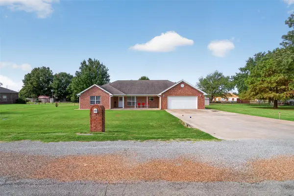 86 Maple Road, Pryor, OK 74361