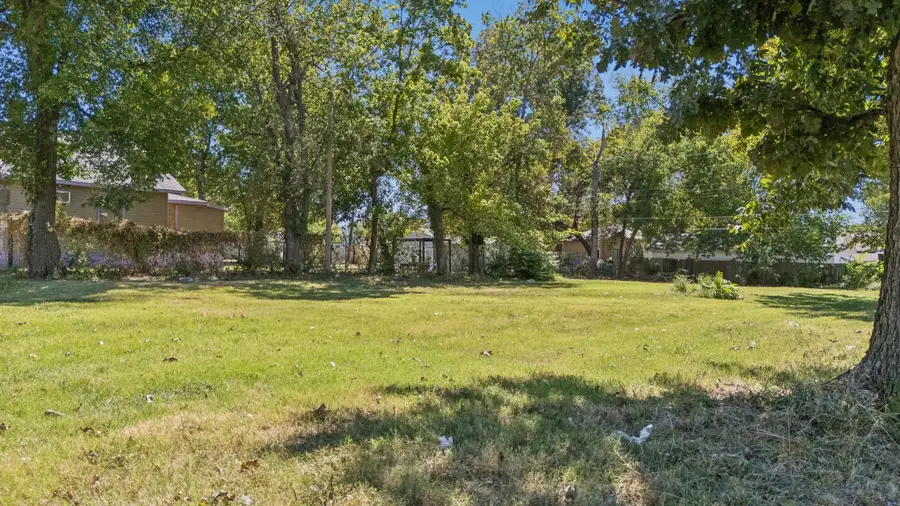 2122 E Pine Street, Tulsa, OK 74110 - #2