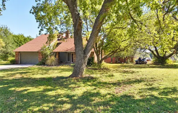 8809 N 174th East Avenue, Owasso, OK 74055