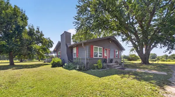 2541 W 430 Road, Adair, OK 74330