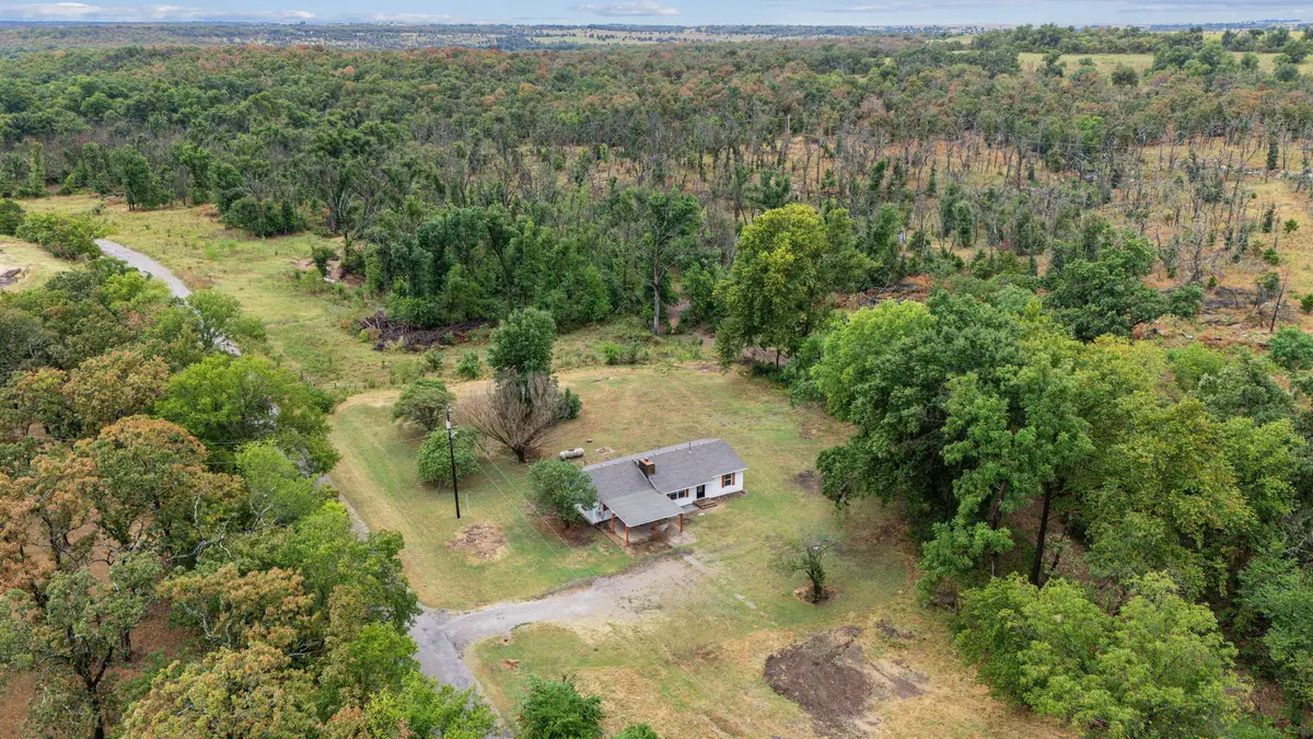 925 W County Road 5990 Road, Pawhuska, OK 74056 - #1
