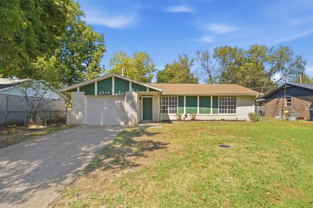 1314 W Clyde Avenue, Vinita, OK 74301 - #1