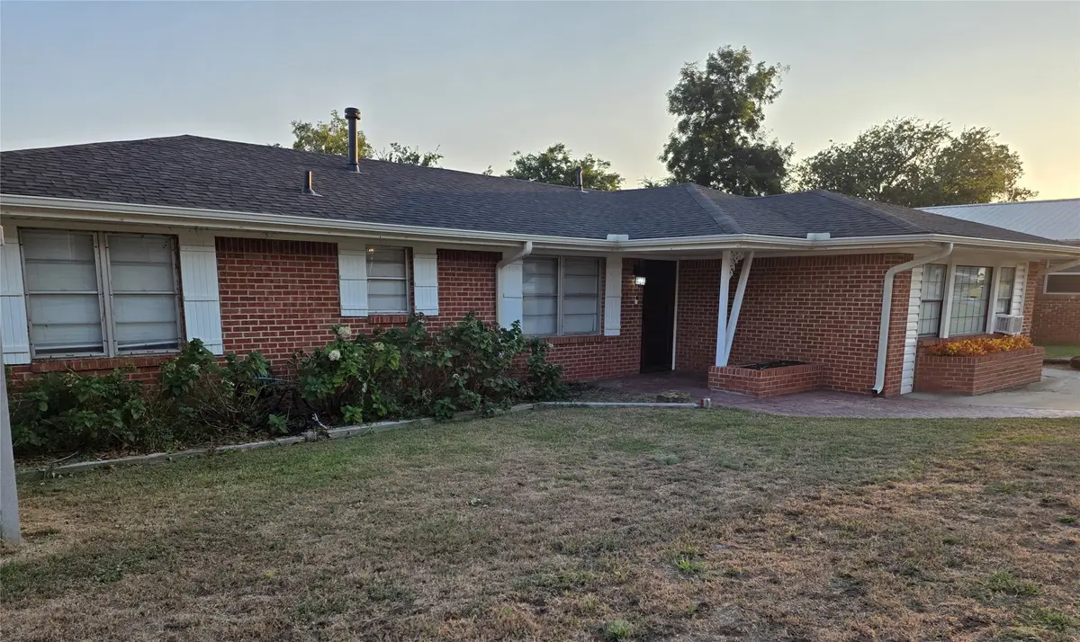1917 E 11 Street, Ada, OK 74820 - #1