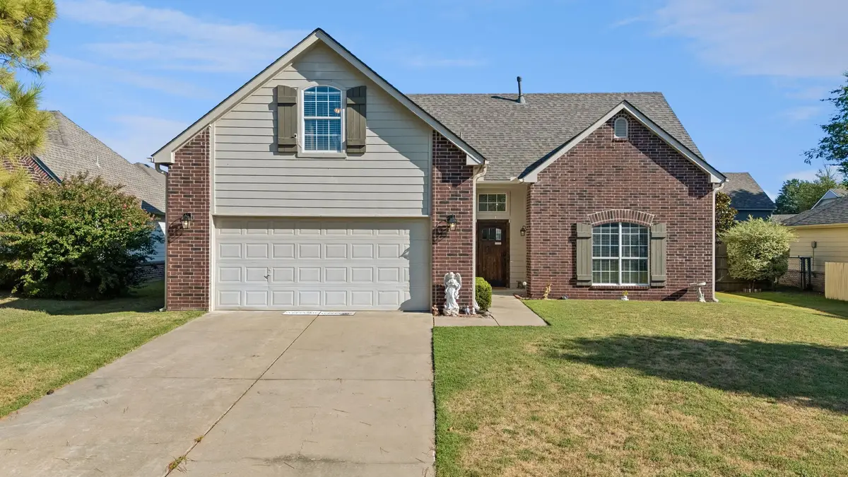 8025 Quail Ridge Road, Claremore, OK 74019 - #1
