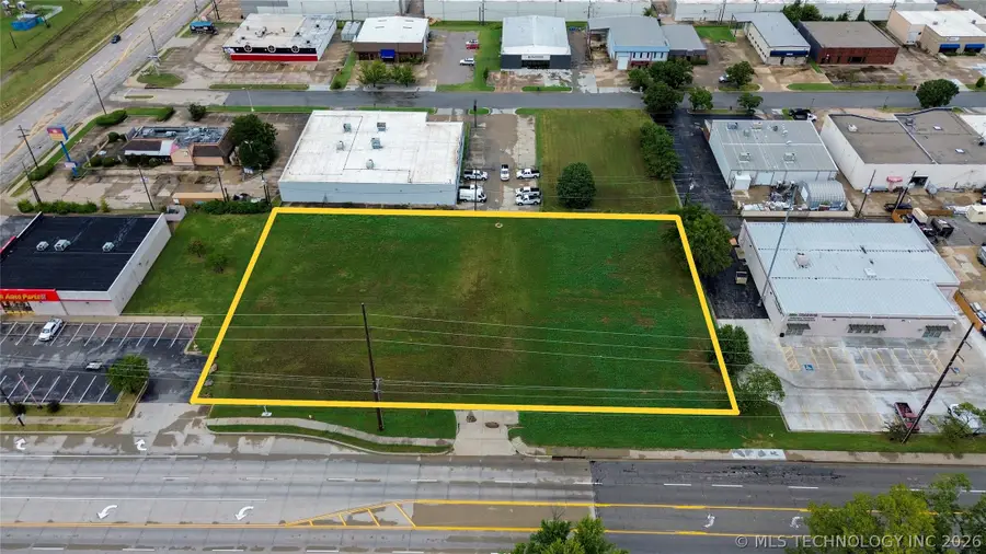 11329 E 61st Street, Tulsa, OK 74112 - #3