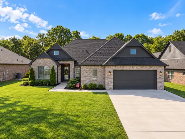 811 E Jacksonville Street, Broken Arrow, OK 74012