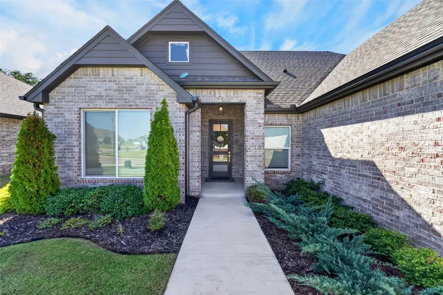 811 E Jacksonville Street, Broken Arrow, OK 74012 - #2