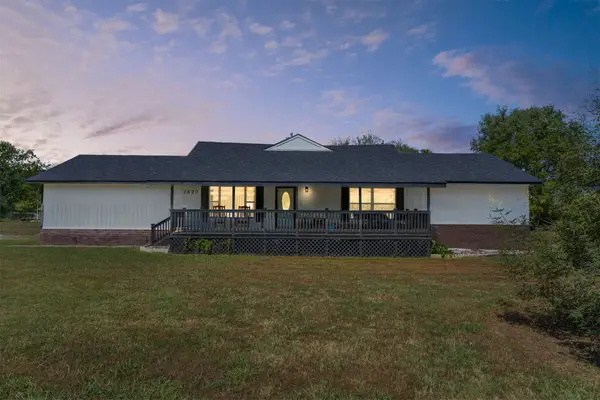1520 S Lynn Lane Road, Tulsa, OK 74108